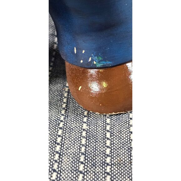 Vintage Ceramic Figurine of a Pig Chef - Picture 8 of 10